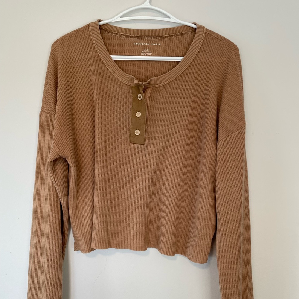 American Eagle waffle tee
